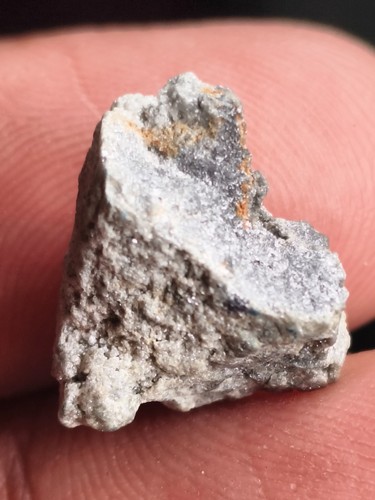 Huge natural rough - natural,