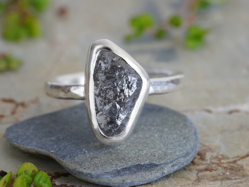 Dark grey rough - rough, diamond